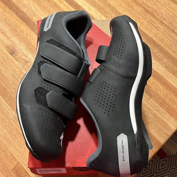 Specialized Sport RBX 9.5 bike shoes - Picture 3 of 7